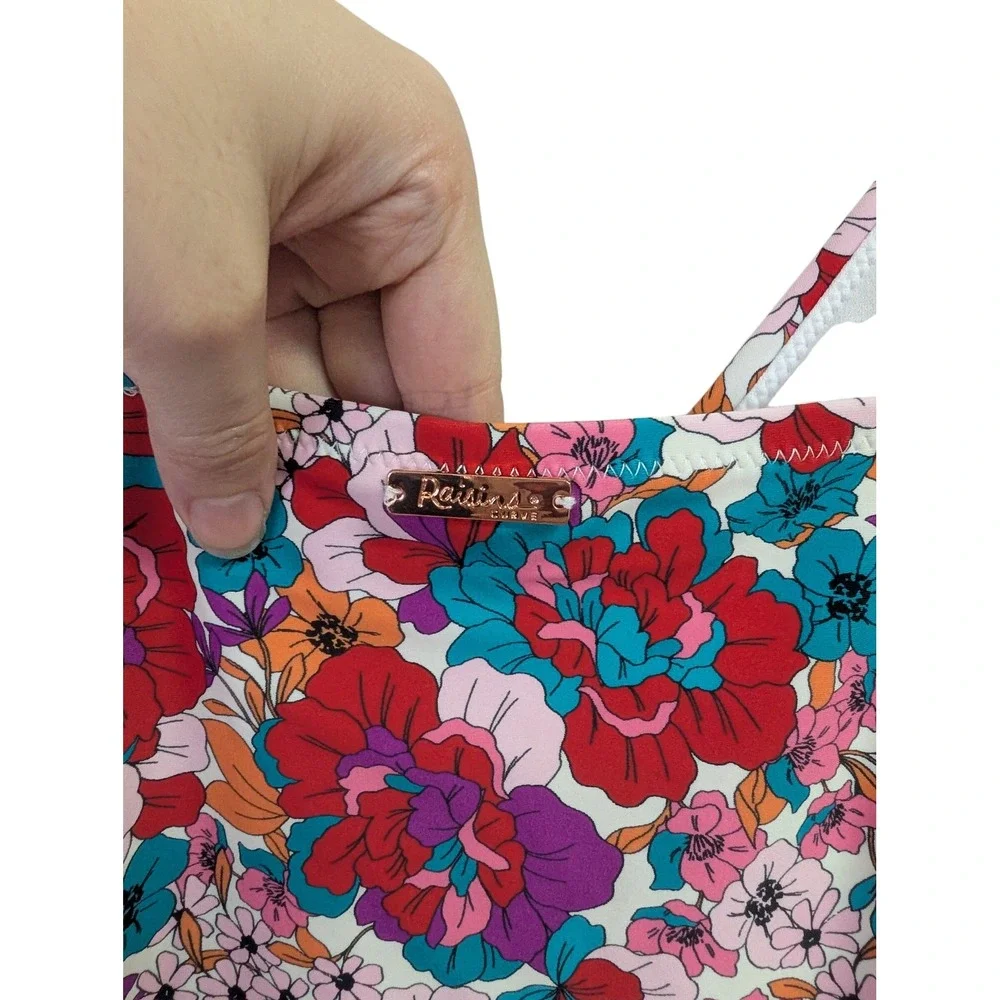Raisins‎ Curve Muna Floral One Piece Swimsuit Full Coverage Multicolor 22W